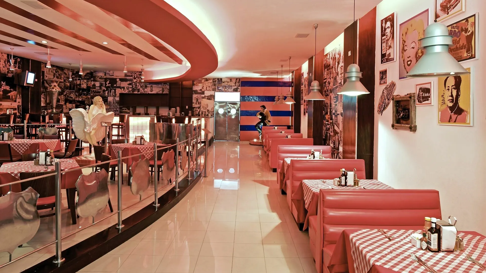 Privilege Club At Ocean Blue & Sand Bávaro