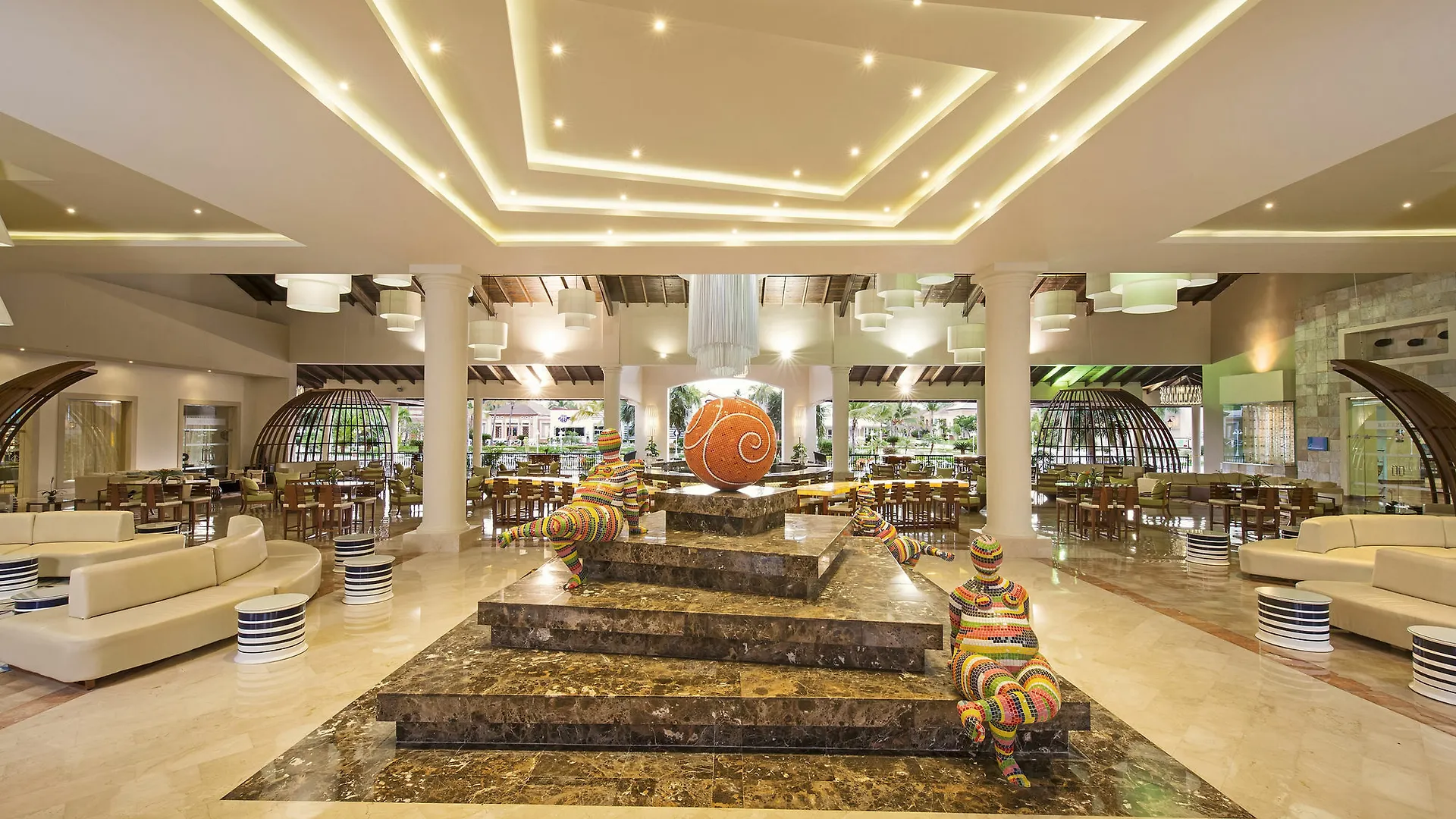 Otel Privilege Club At Ocean Blue & Sand Bávaro